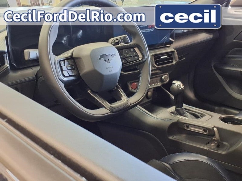 2025 Ford Mustang Dark Horse