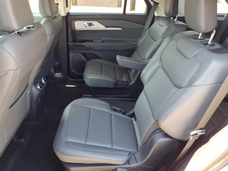 2026 Ford Explorer Active w/100A Pkg