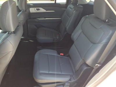 2026 Ford Explorer Active w/100A Pkg
