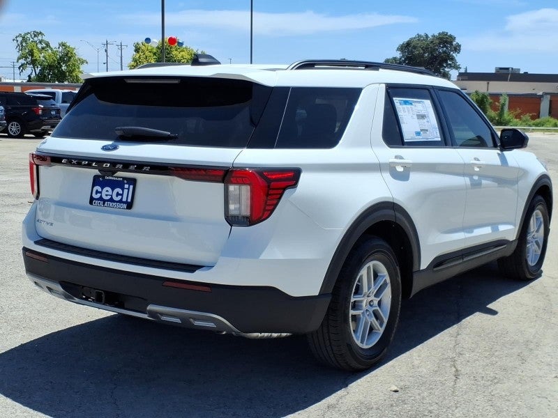 2026 Ford Explorer Active w/100A Pkg