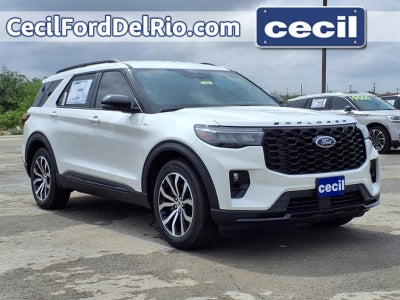 2025 Ford Explorer ST-Line