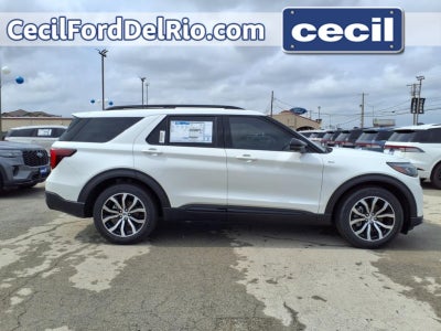2025 Ford Explorer ST-Line