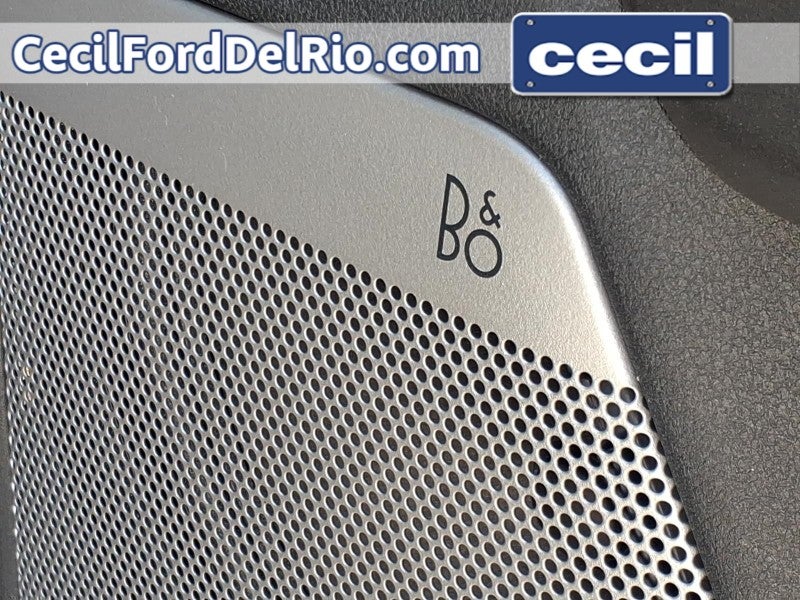 2026 Ford Super Duty LARIAT