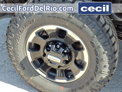 2026 Ford Super Duty LARIAT