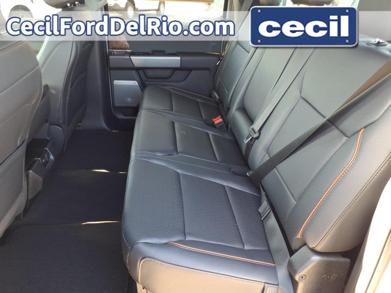 2026 Ford Super Duty LARIAT