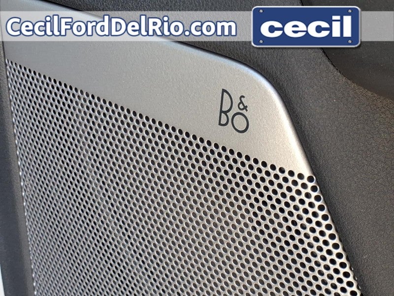 2026 Ford Super Duty LARIAT