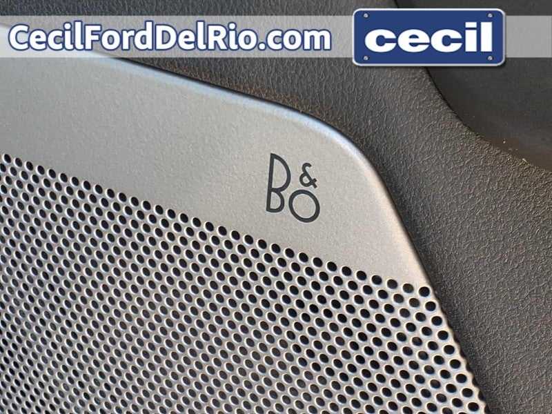 2026 Ford Super Duty LARIAT