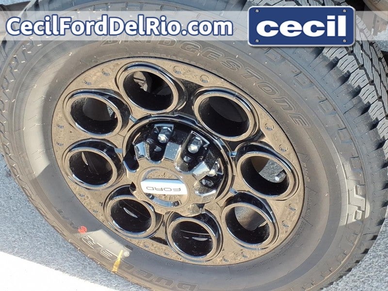 2026 Ford Super Duty LARIAT