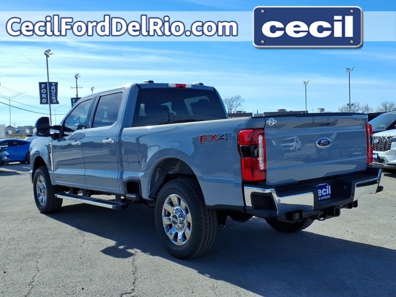 2026 Ford Super Duty LARIAT