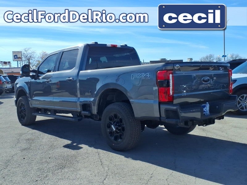 2026 Ford Super Duty LARIAT