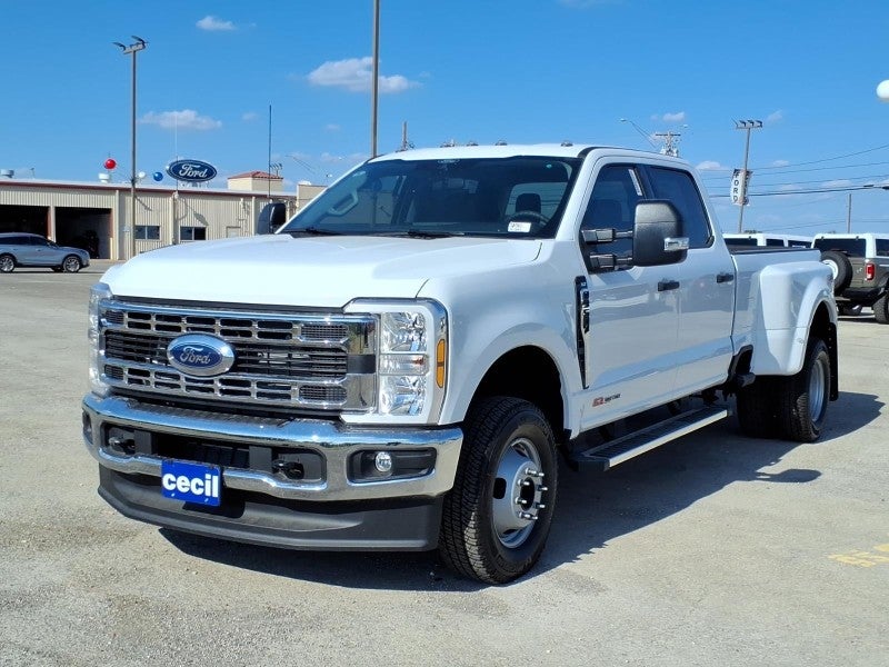 2026 Ford Super Duty XLT
