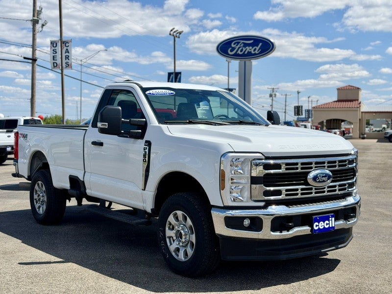 2024 Ford Super Duty F-350 SRW XLT
