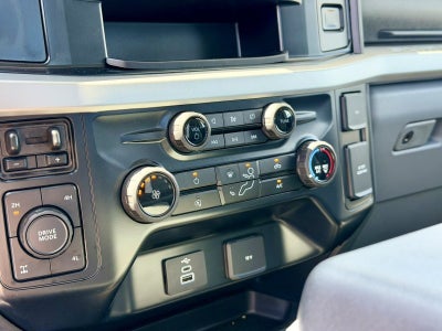 2024 Ford Super Duty F-350 SRW XLT