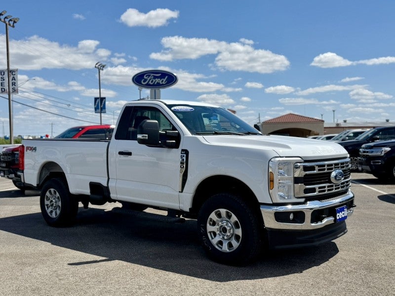2024 Ford Super Duty F-350 SRW XLT