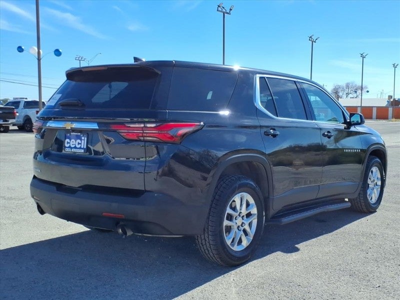 2023 Chevrolet Traverse LS