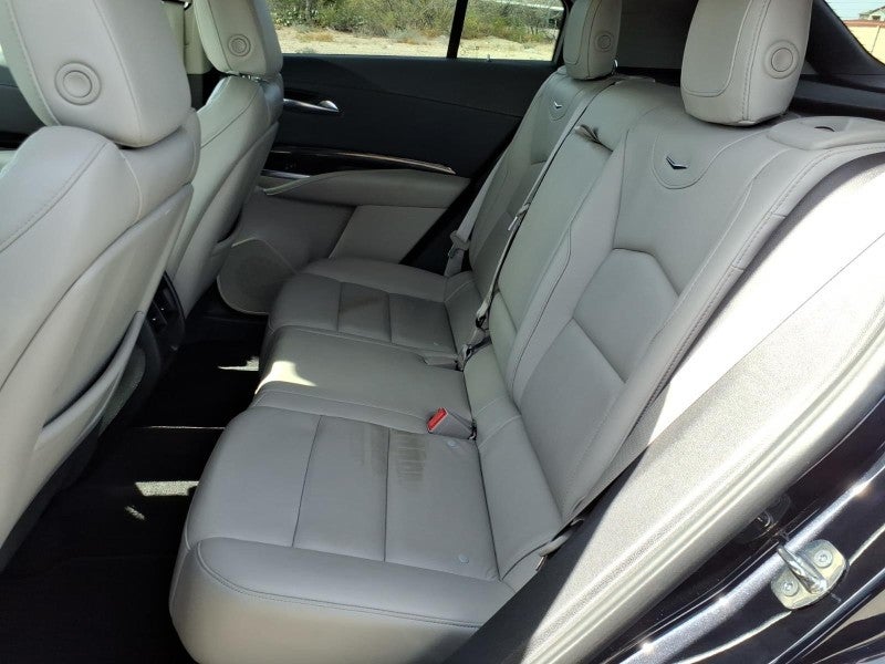 2023 Cadillac XT4 FWD Premium Luxury