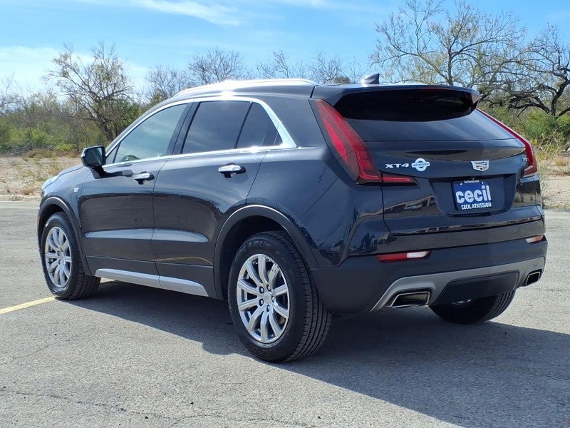 2023 Cadillac XT4 FWD Premium Luxury