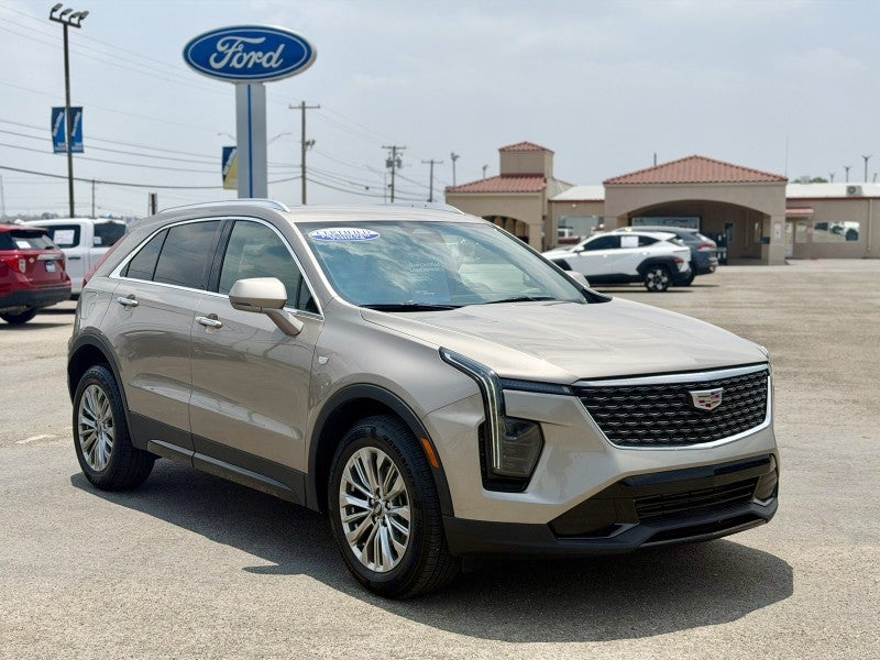 2024 Cadillac XT4 FWD Premium Luxury