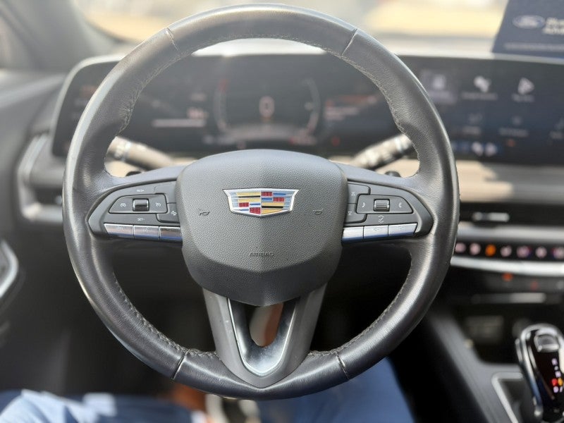 2024 Cadillac XT4 FWD Premium Luxury