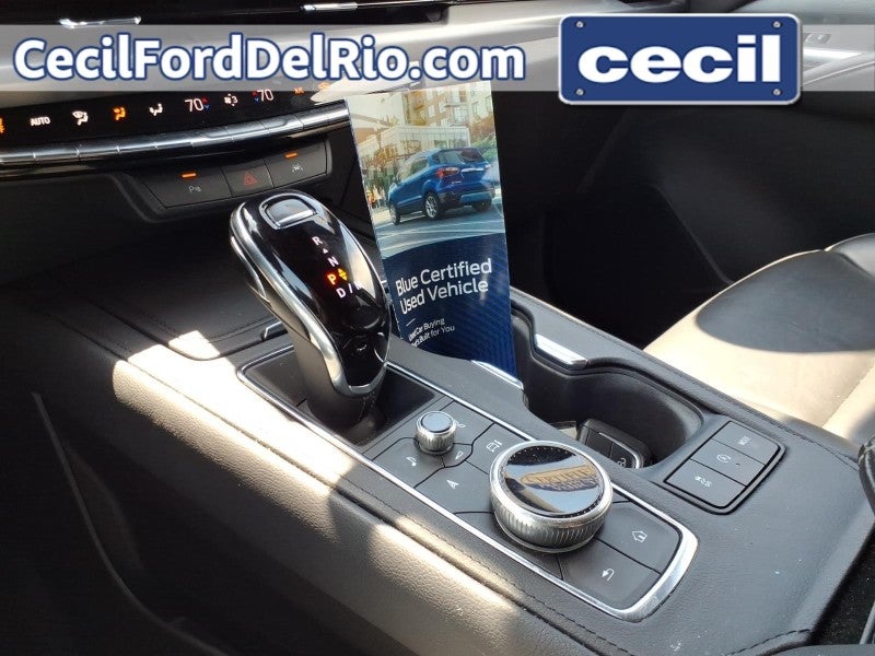2024 Cadillac XT4 FWD Premium Luxury