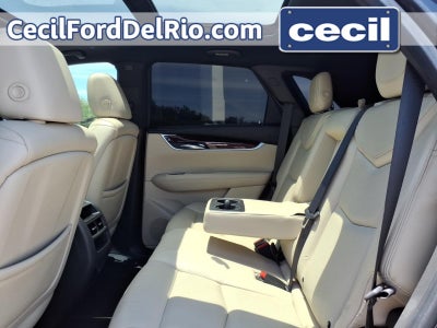 2017 Cadillac XT5 Luxury FWD