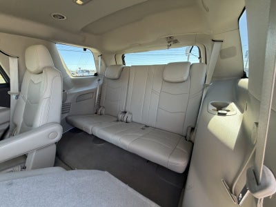 2016 Cadillac Escalade Luxury Collection