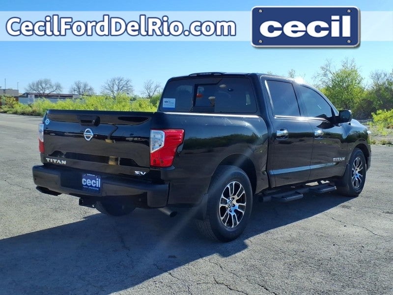 2021 Nissan Titan SV