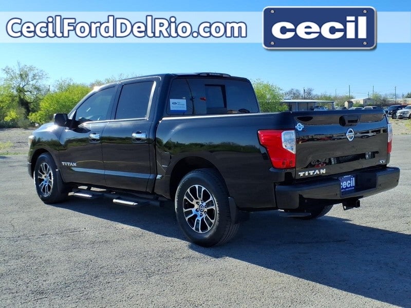 2021 Nissan Titan SV