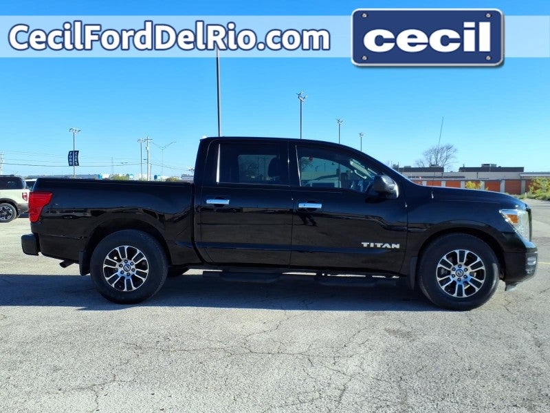 2021 Nissan Titan SV