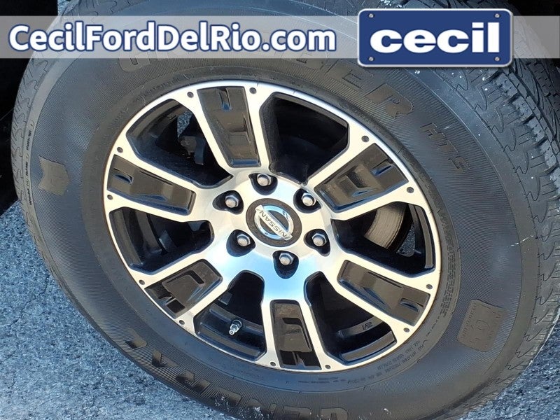 2021 Nissan Titan SV