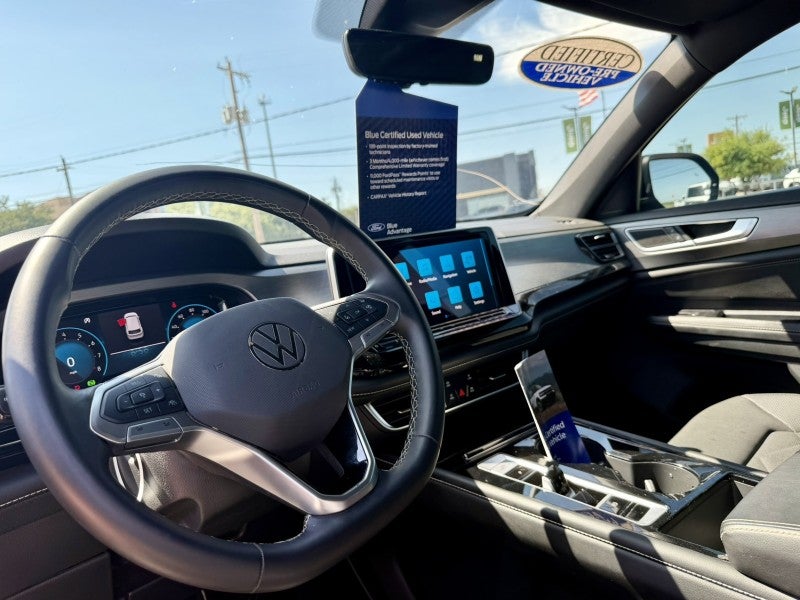 2024 Volkswagen Atlas Cross Sport 2.0T SE w/Technology