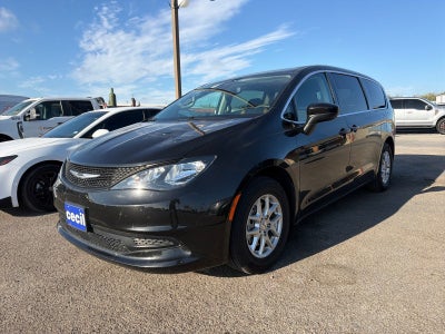2023 Chrysler Voyager (fleet-only) LX