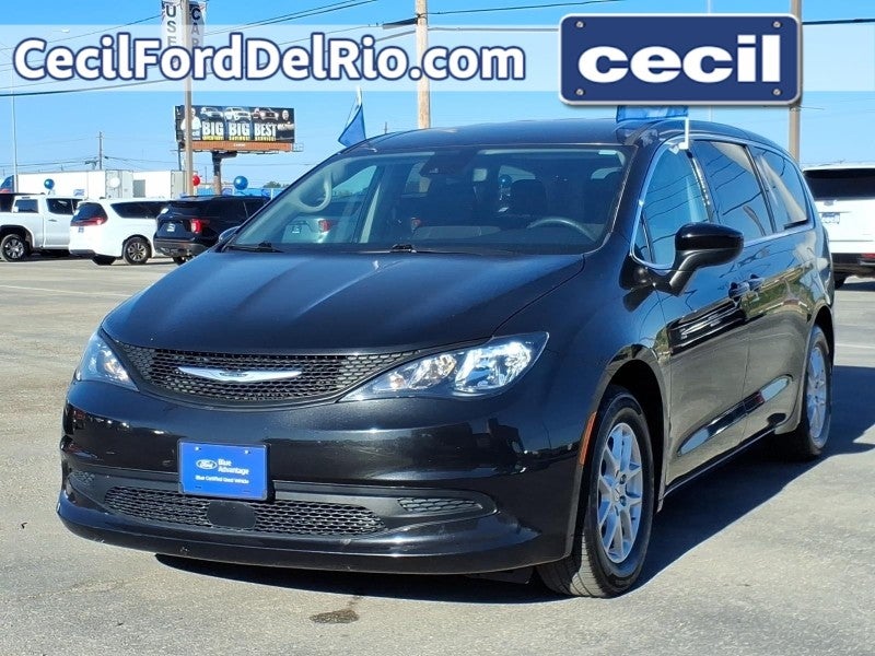 2023 Chrysler Voyager (fleet-only) LX