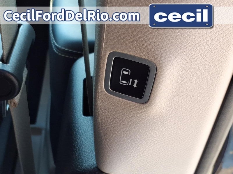 2023 Chrysler Voyager (fleet-only) LX