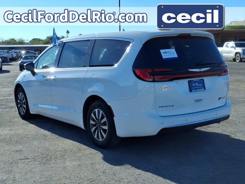 2024 Chrysler Pacifica Hybrid Select