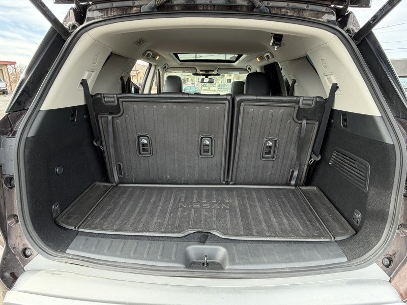 2022 Nissan Pathfinder Platinum