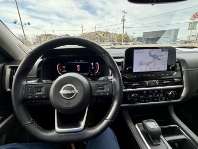 2022 Nissan Pathfinder Platinum