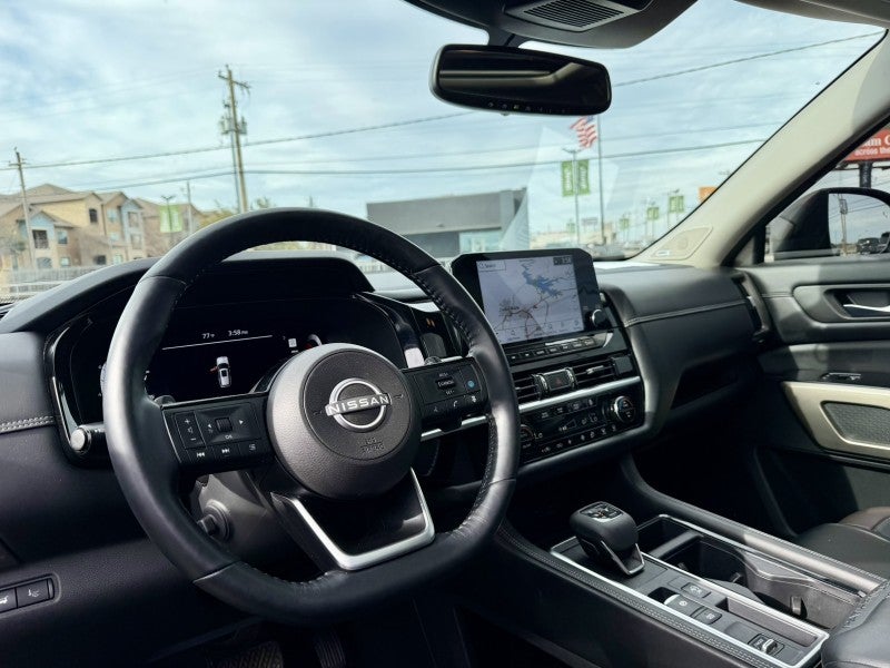 2022 Nissan Pathfinder Platinum