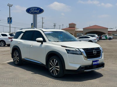 2024 Nissan Pathfinder Platinum