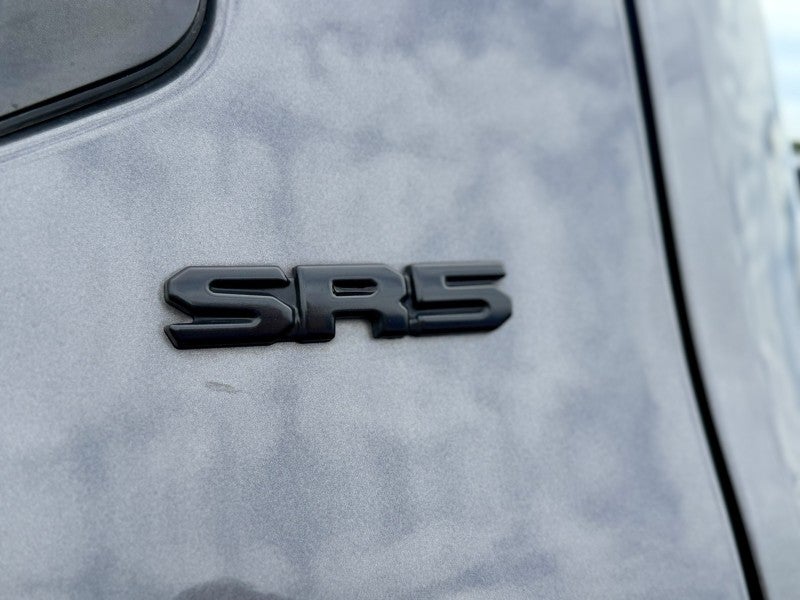 2022 Toyota Tundra 2WD SR5