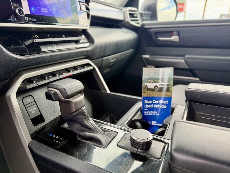 2022 Toyota Tundra 2WD SR5
