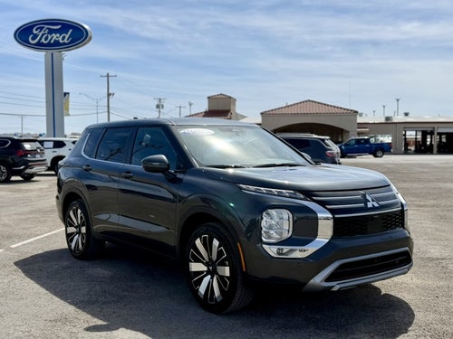 2025 Mitsubishi Outlander SE