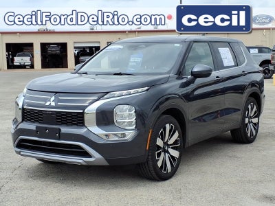 2025 Mitsubishi Outlander SE