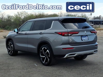 2024 Mitsubishi Outlander SE