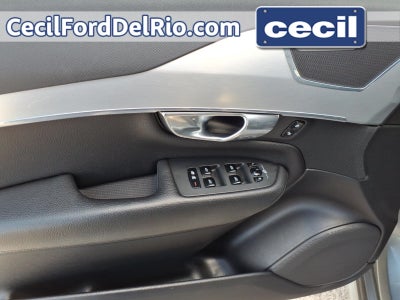 2018 Volvo XC90 Momentum