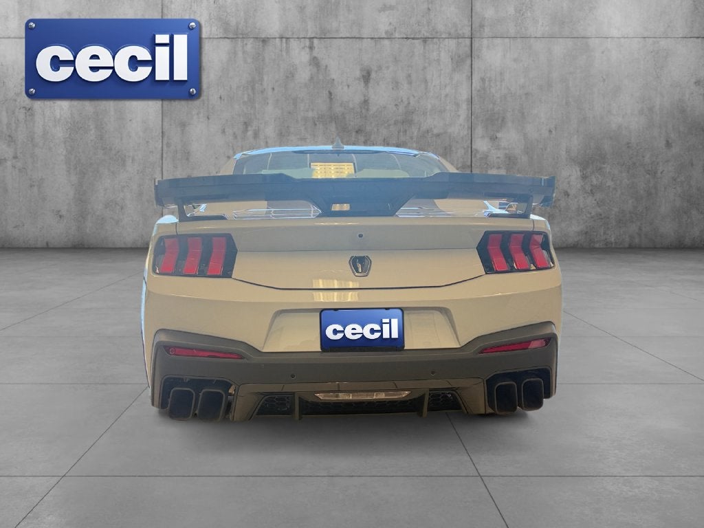 2026 Ford Mustang Dark Horse