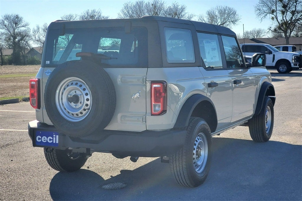 2025 Ford Bronco Base