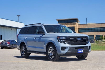 2026 Ford Expedition Active