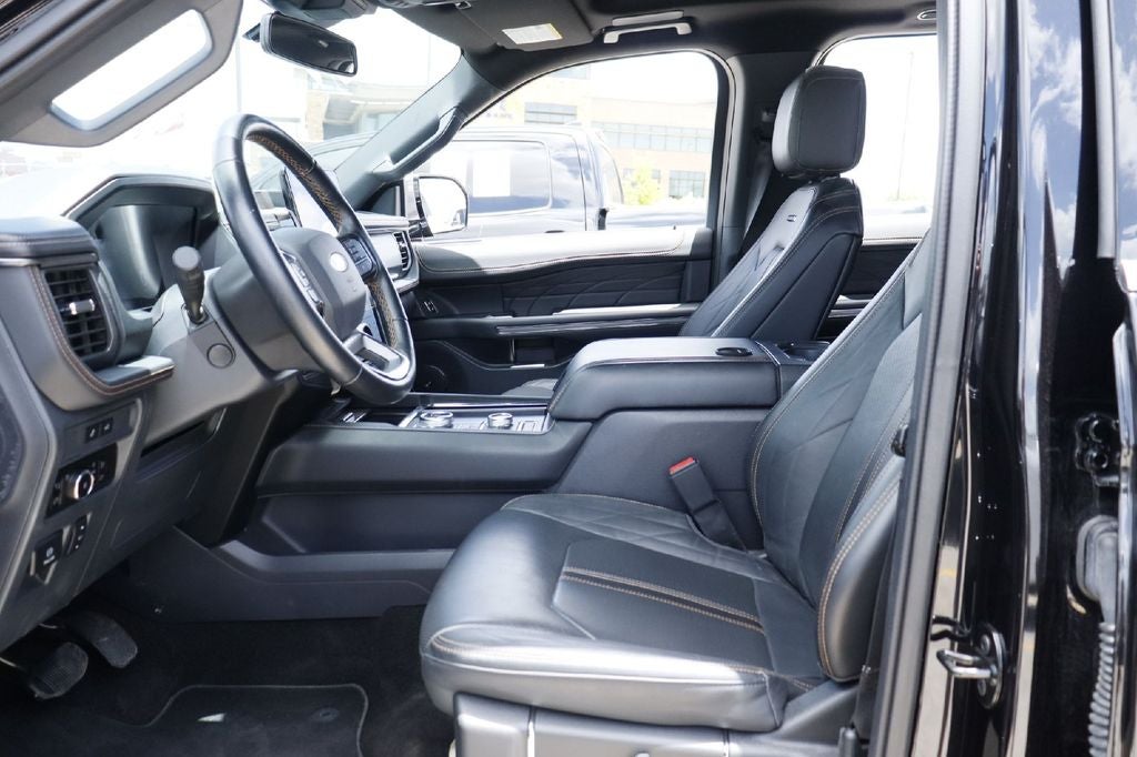 2023 Ford Expedition Platinum