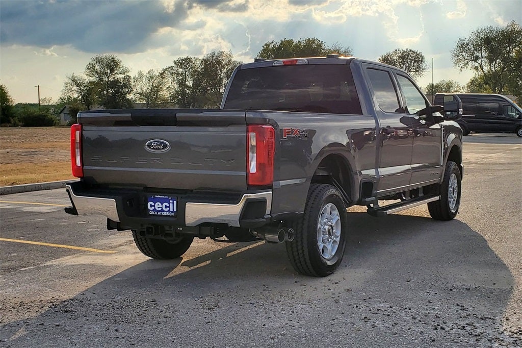 2026 Ford F-250SD XLT
